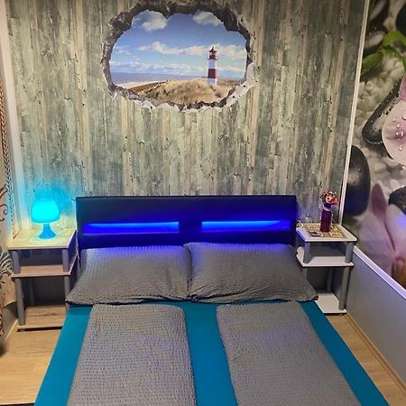 Hipokratios 3 Zimmer Mit Gemeinschaft Wc Fürth Buitenkant foto