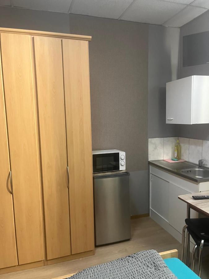 Hipokratios 3 Zimmer Mit Gemeinschaft Wc Fürth Buitenkant foto